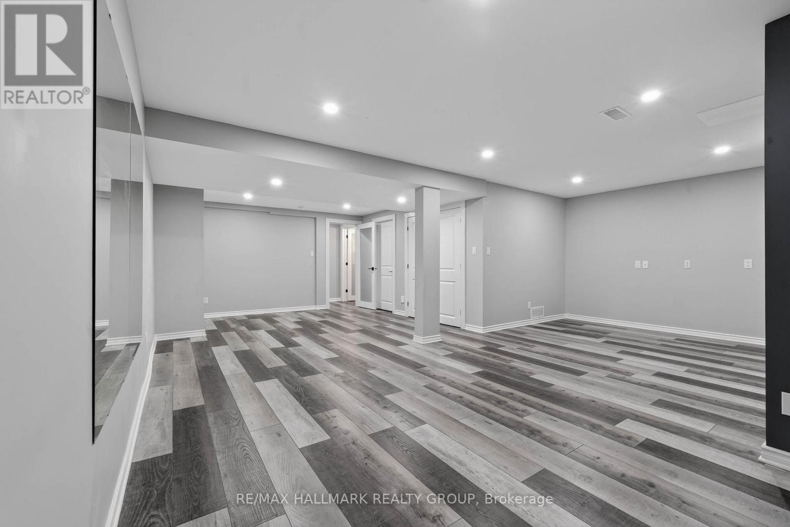 3 CROSSING BRIDGE COURT - Image 29