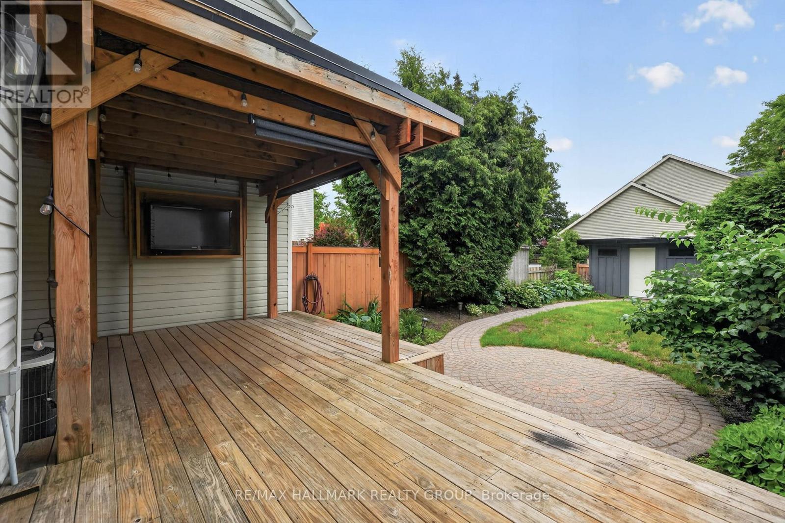 3 CROSSING BRIDGE COURT - Image 34