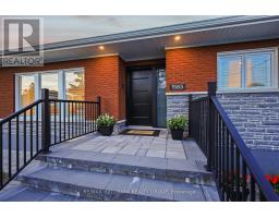 1583 MAXIME STREET — photo 2
