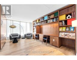 908 - 2070 SCOTT STREET — photo 4