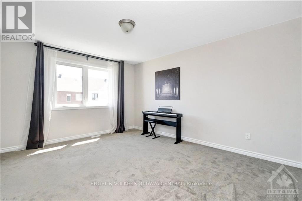 3 Bed, 3 Bath House for Rent in Ottawa – 526 COPE DRIVE, Ottawa – MLS# X13616748 - Image 17