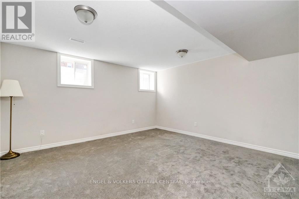 3 Bed, 3 Bath House for Rent in Ottawa – 526 COPE DRIVE, Ottawa – MLS# X13616748 - Image 25