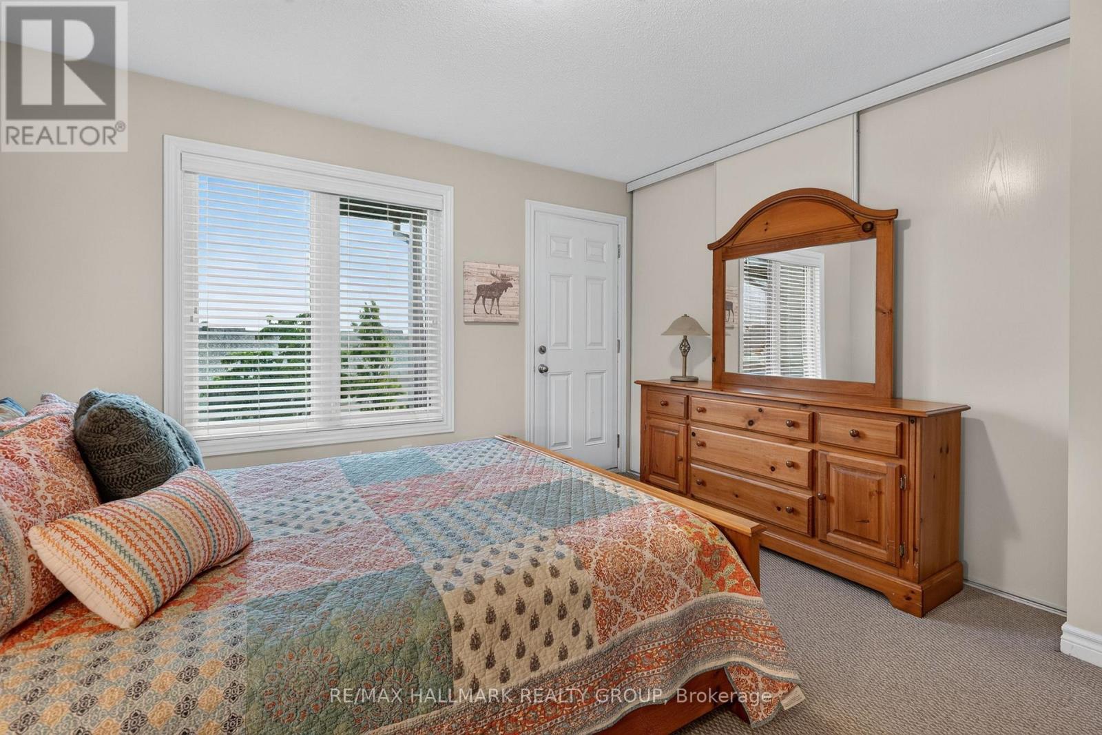 2387 ESPRIT DRIVE - 33