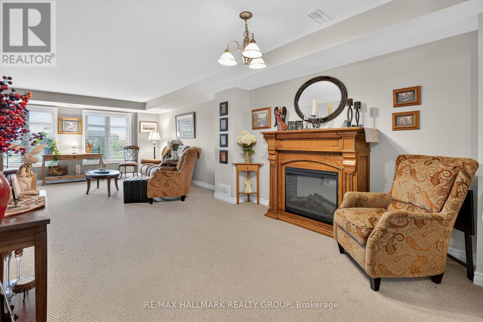 2387 ESPRIT DRIVE - 5