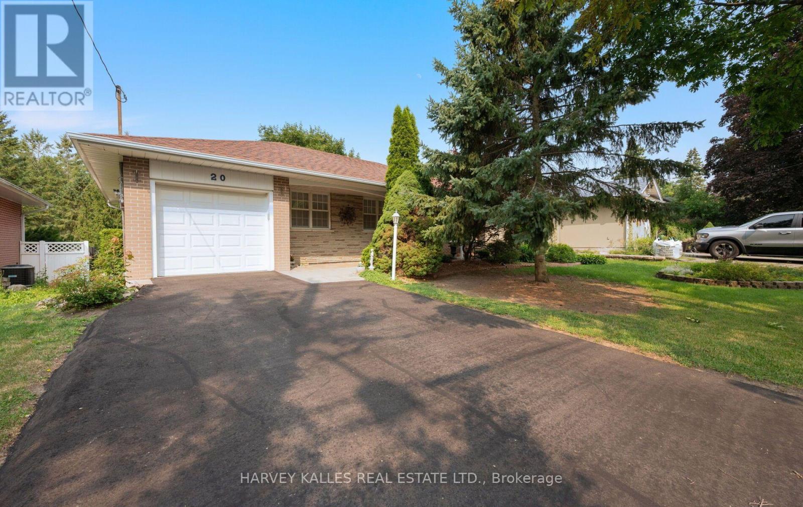 20 WILLOWGATE DRIVE - 1