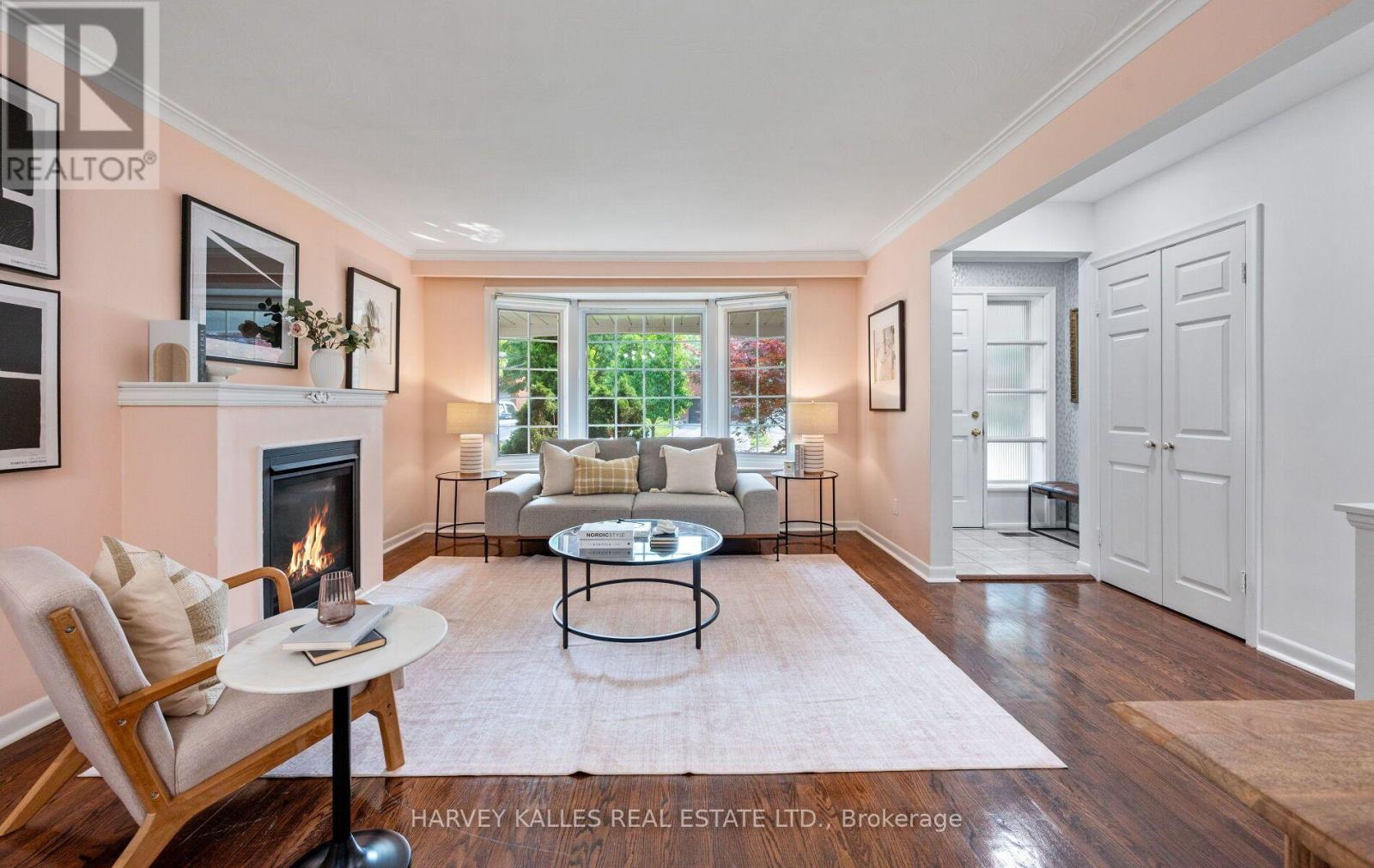 20 WILLOWGATE DRIVE - 11