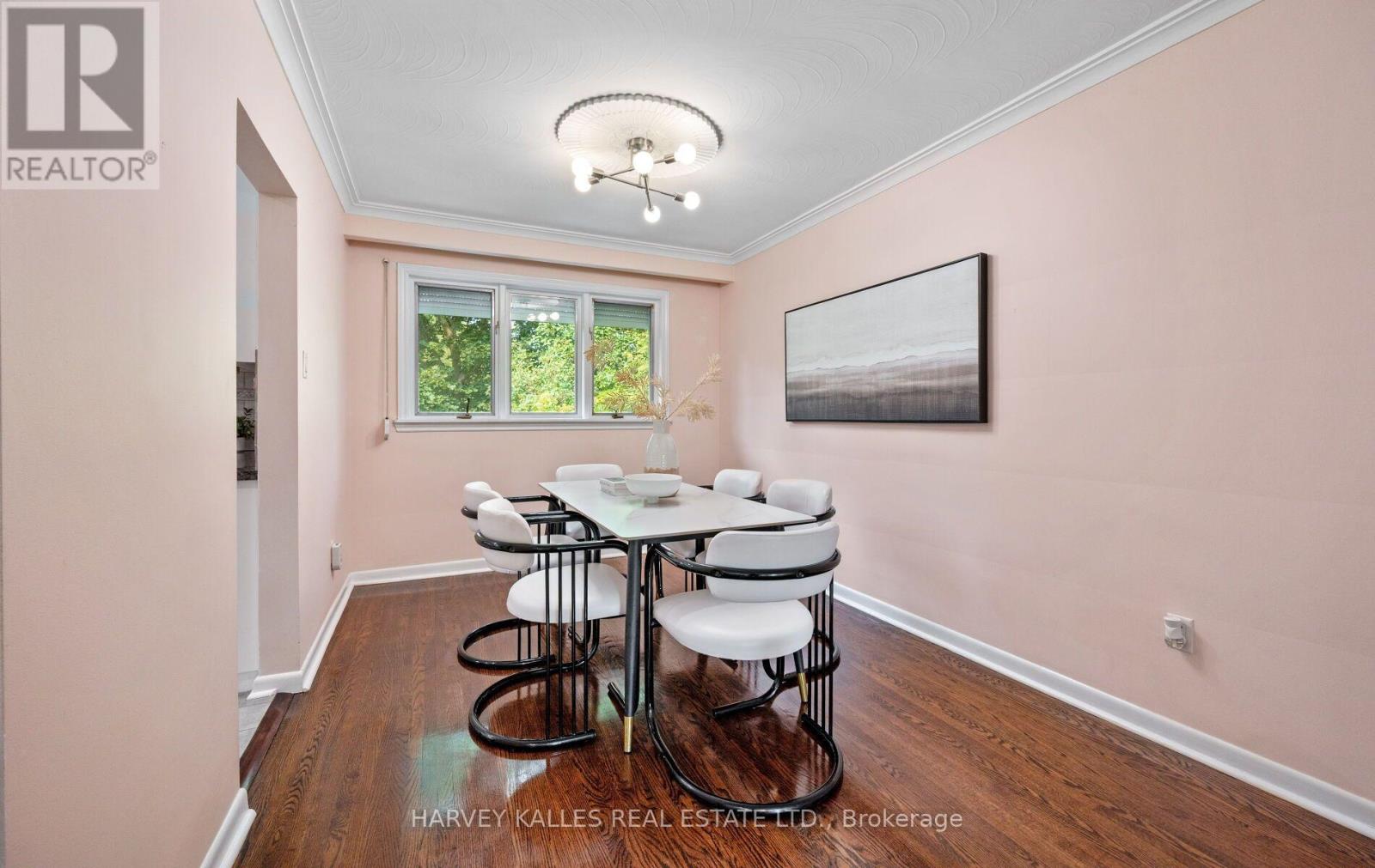 20 WILLOWGATE DRIVE - 12