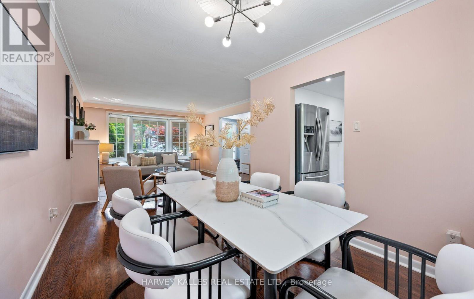 20 WILLOWGATE DRIVE - 13