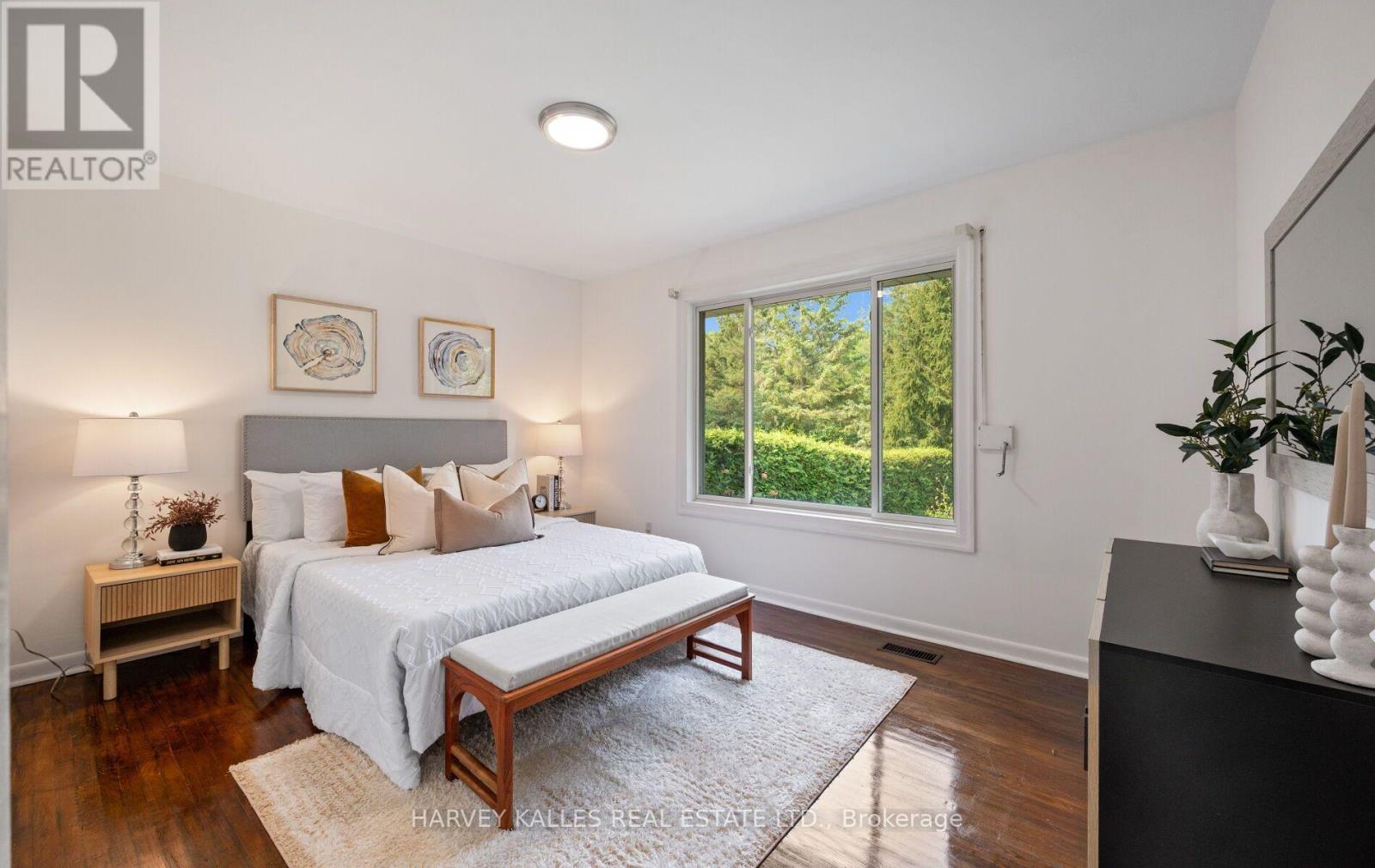 20 WILLOWGATE DRIVE - 23
