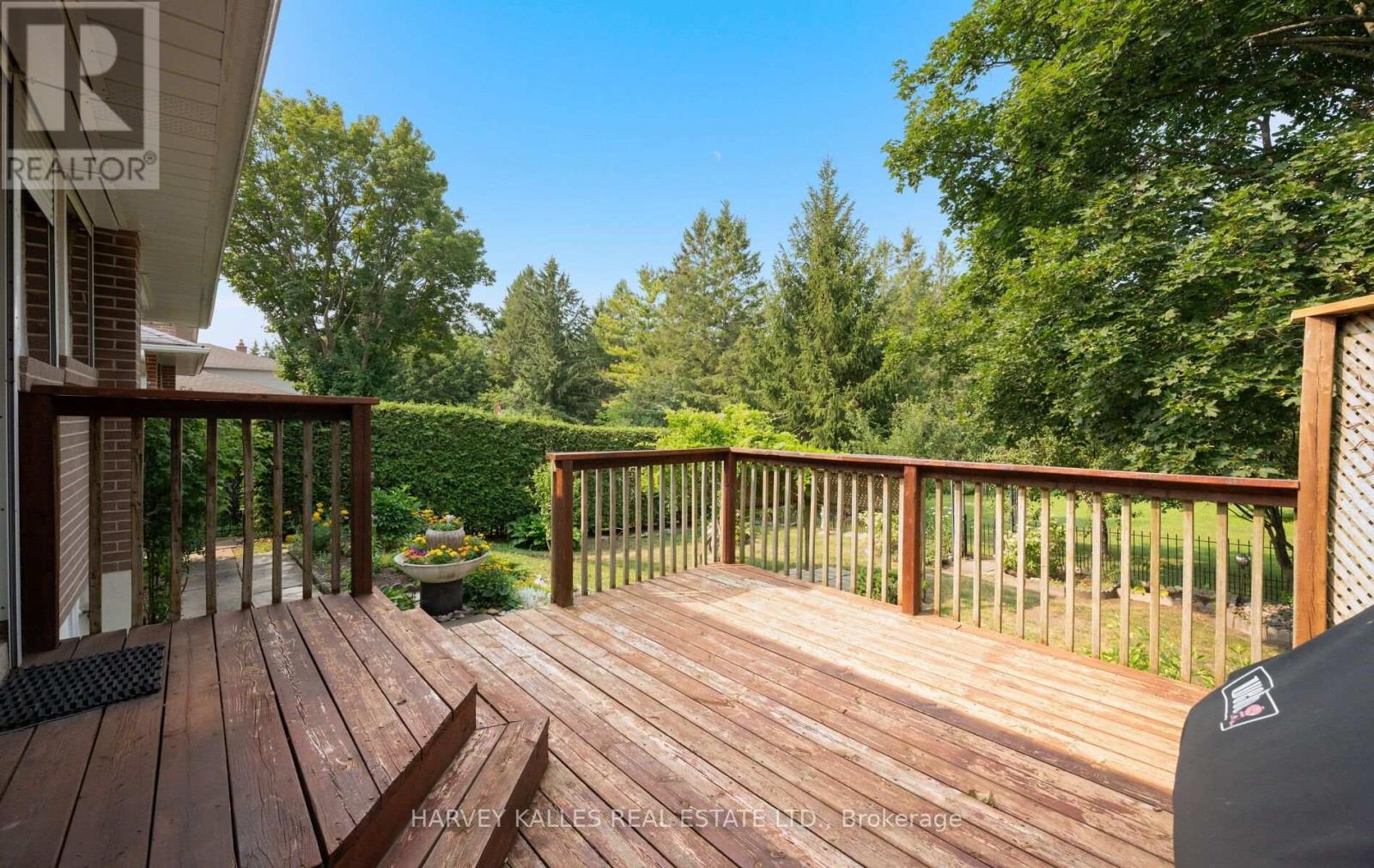 20 WILLOWGATE DRIVE - 40