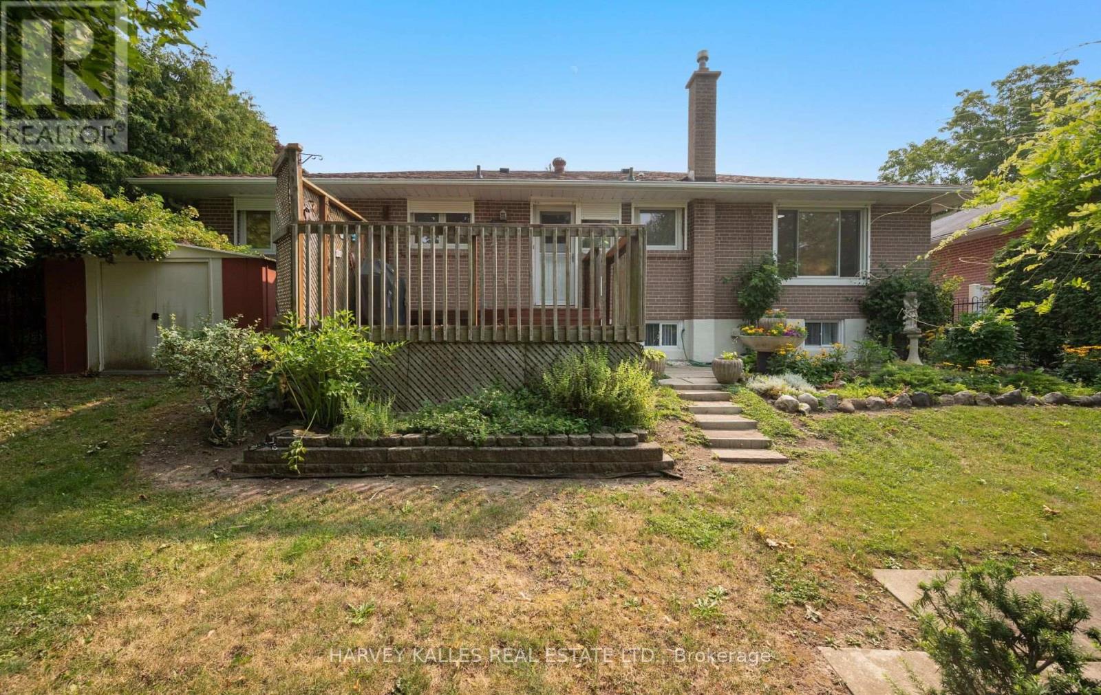 20 WILLOWGATE DRIVE - 48