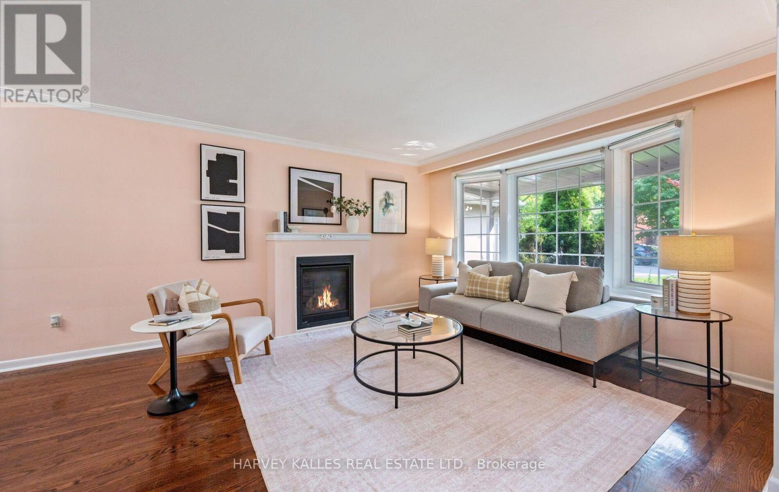 20 WILLOWGATE DRIVE - 8