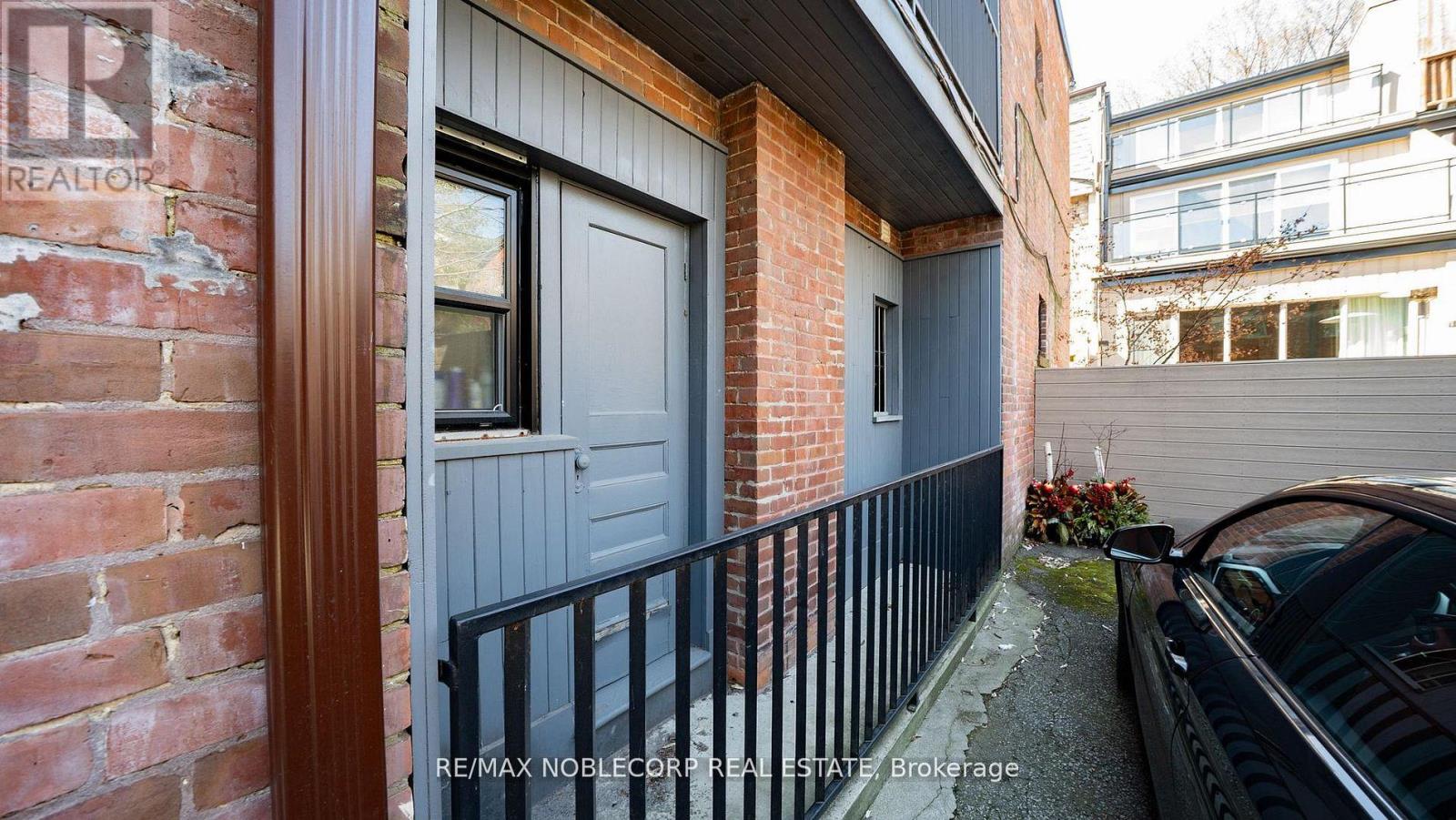 34 WINCHESTER STREET - 4