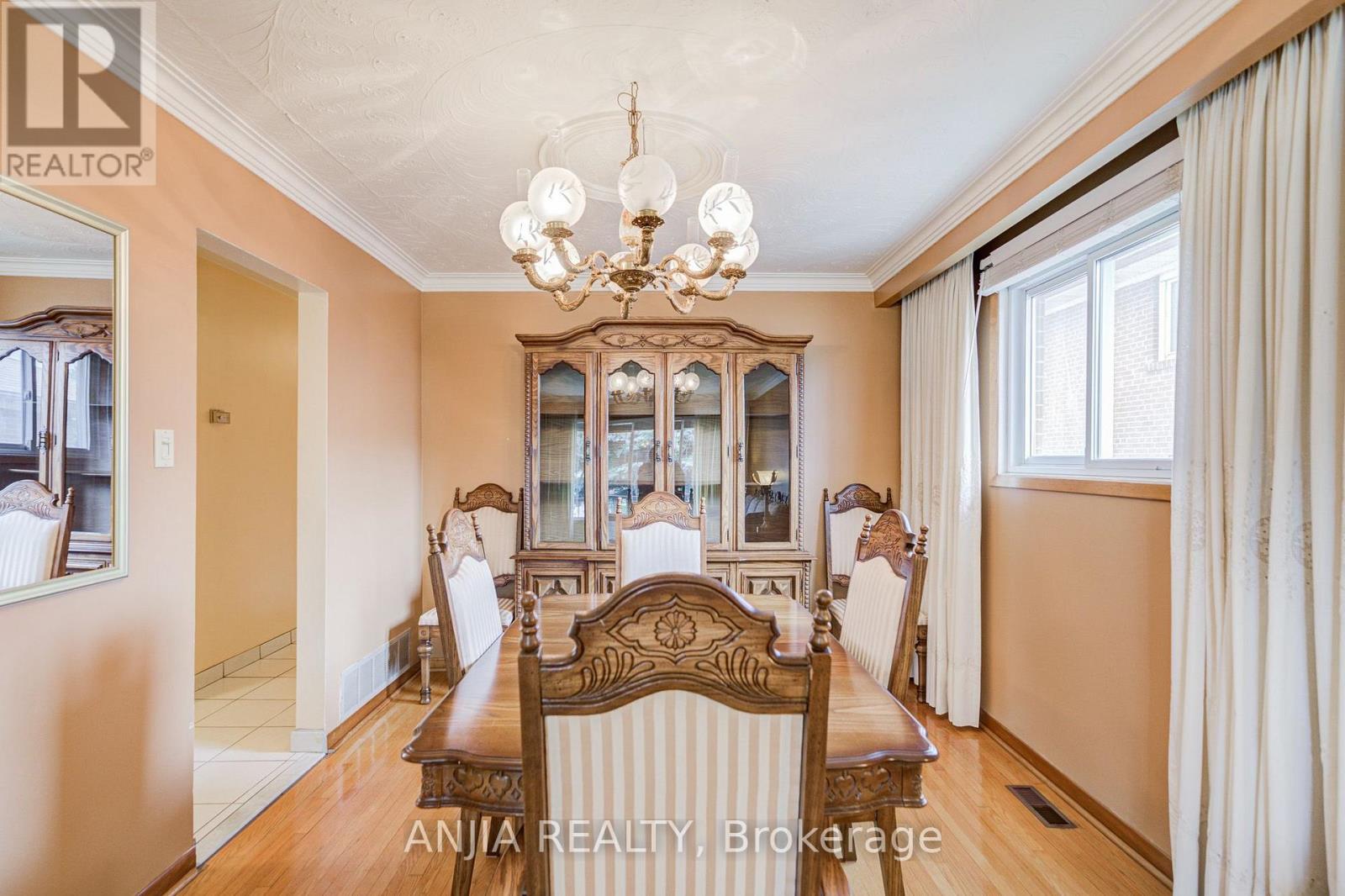 5 BRANTFORD DRIVE - 14