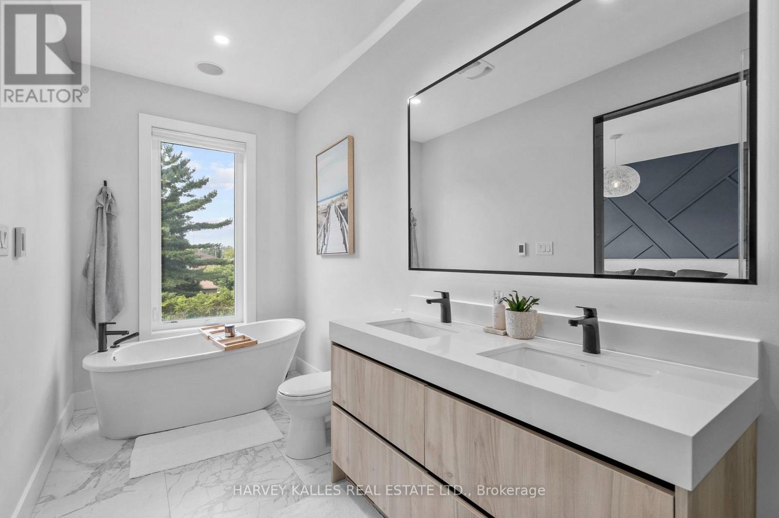 32 ALBRIGHT AVENUE - 19