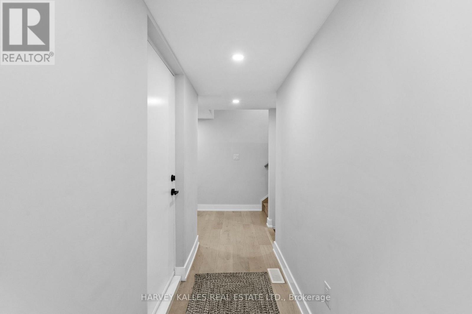 32 ALBRIGHT AVENUE - 36