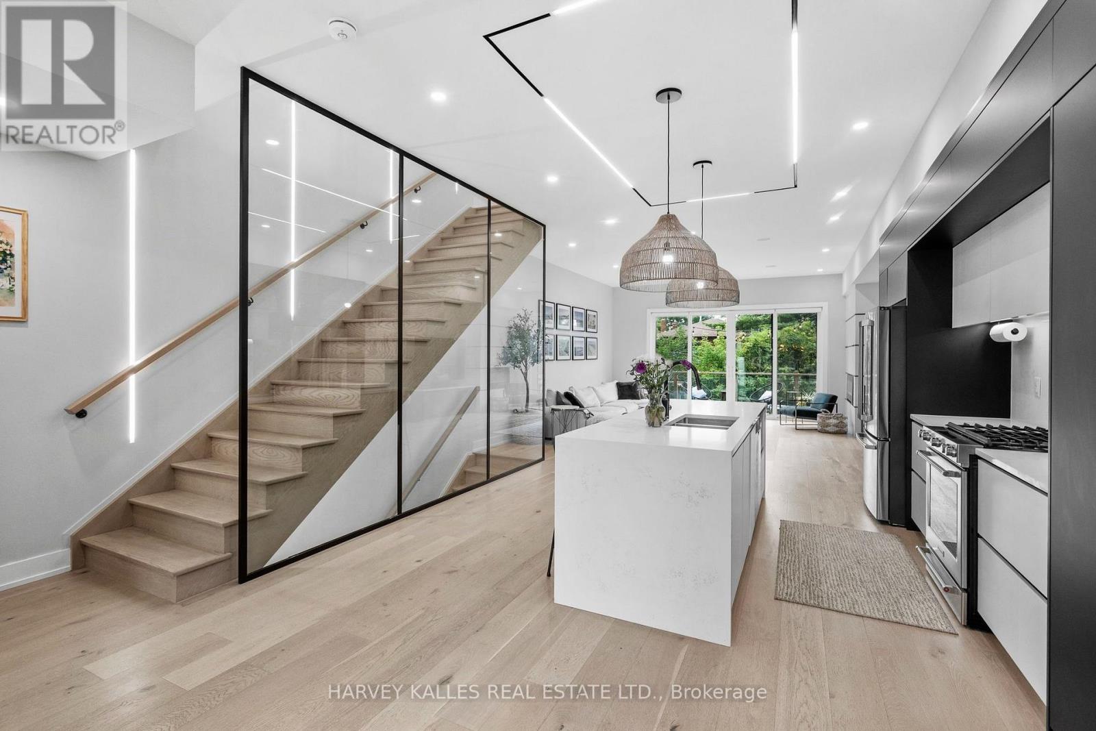 32 ALBRIGHT AVENUE - 5