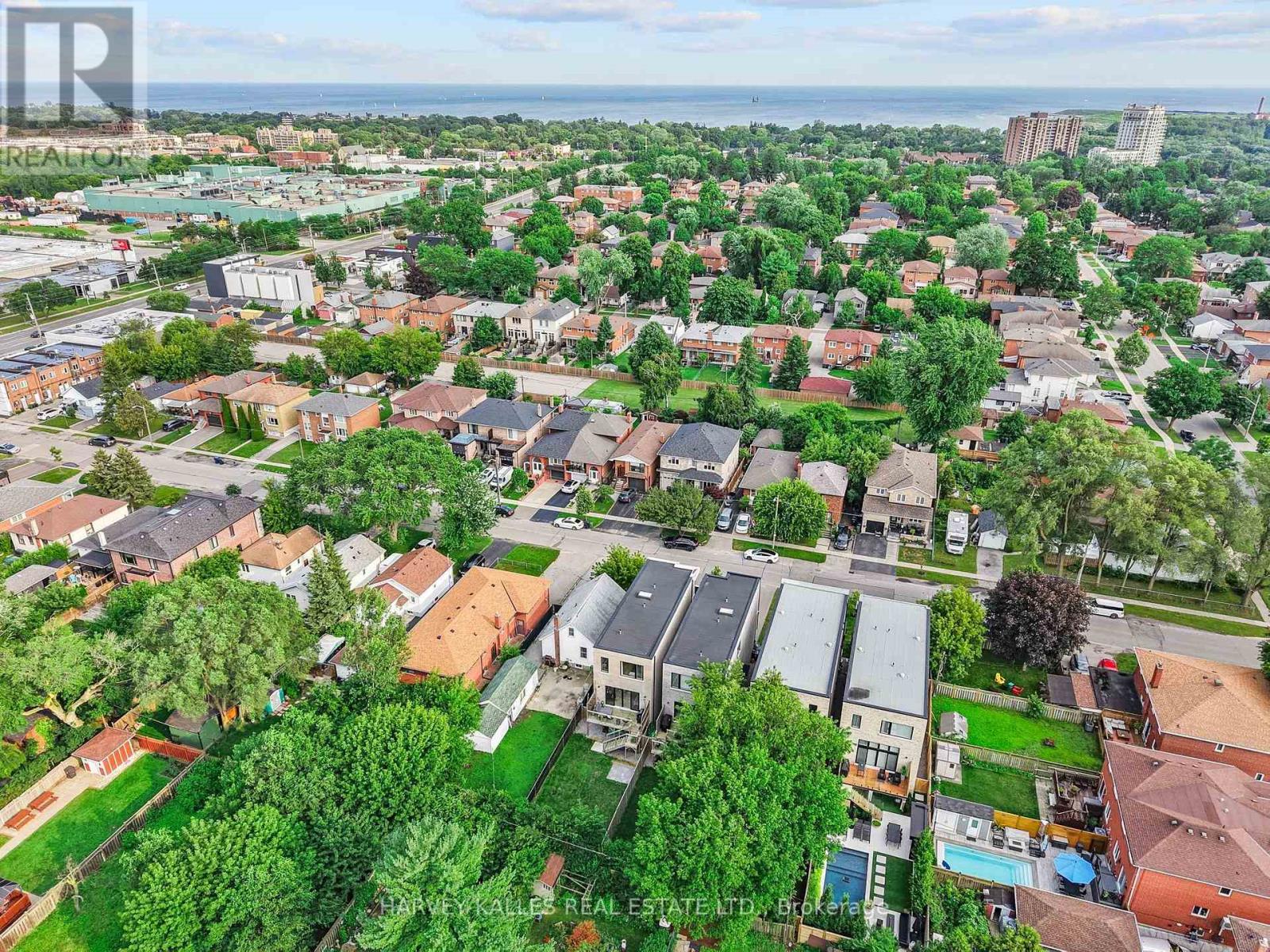 32 ALBRIGHT AVENUE - 50