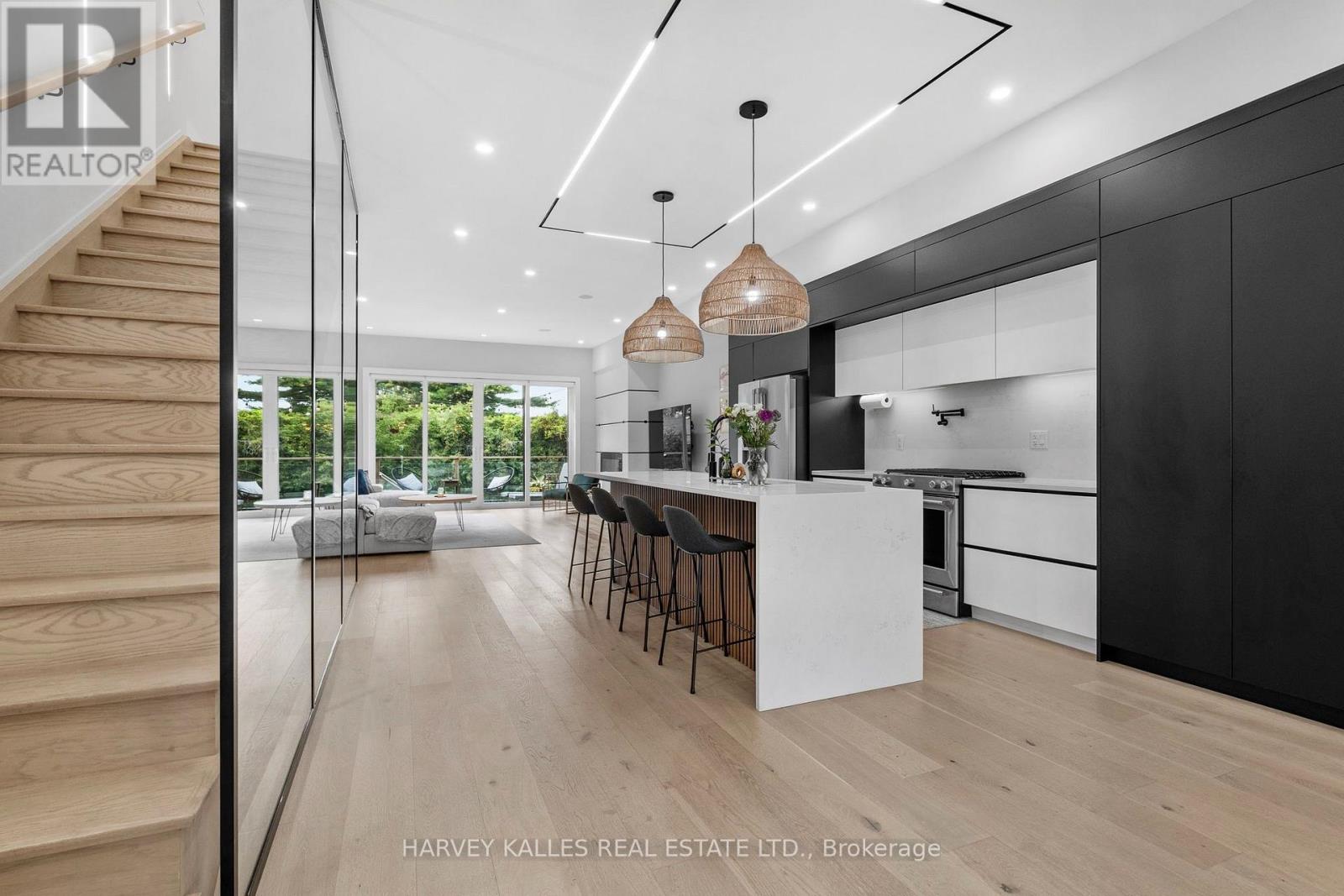32 ALBRIGHT AVENUE - 6