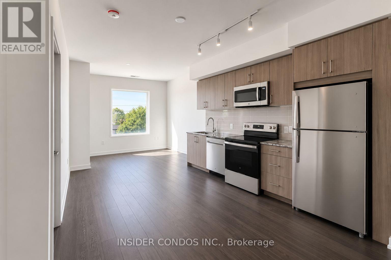 Photo of 4010 Eglinton Avenue