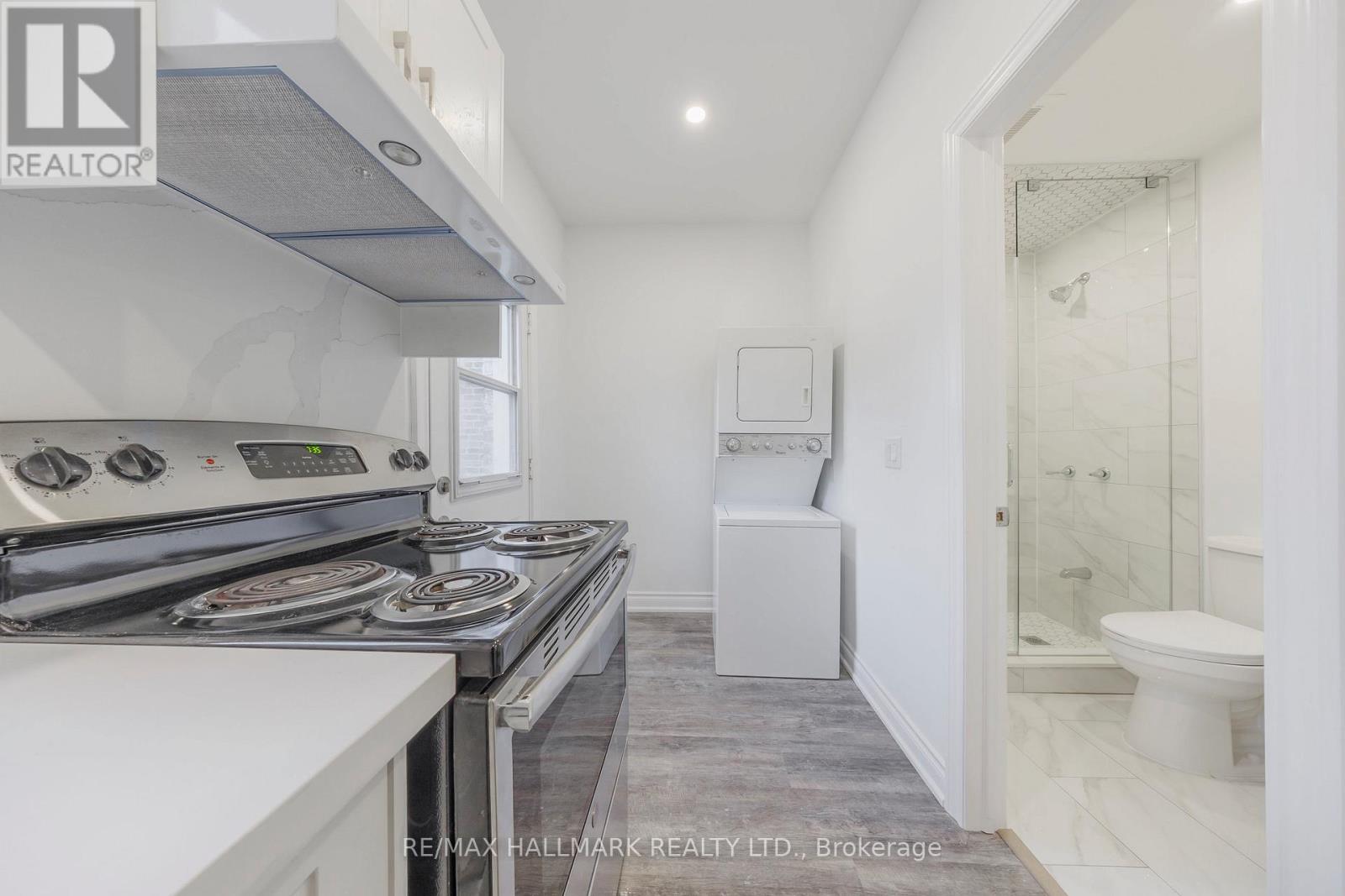 185 LAUGHTON AVENUE - 22