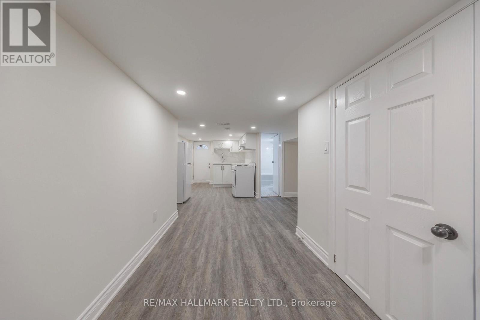 185 LAUGHTON AVENUE - 29