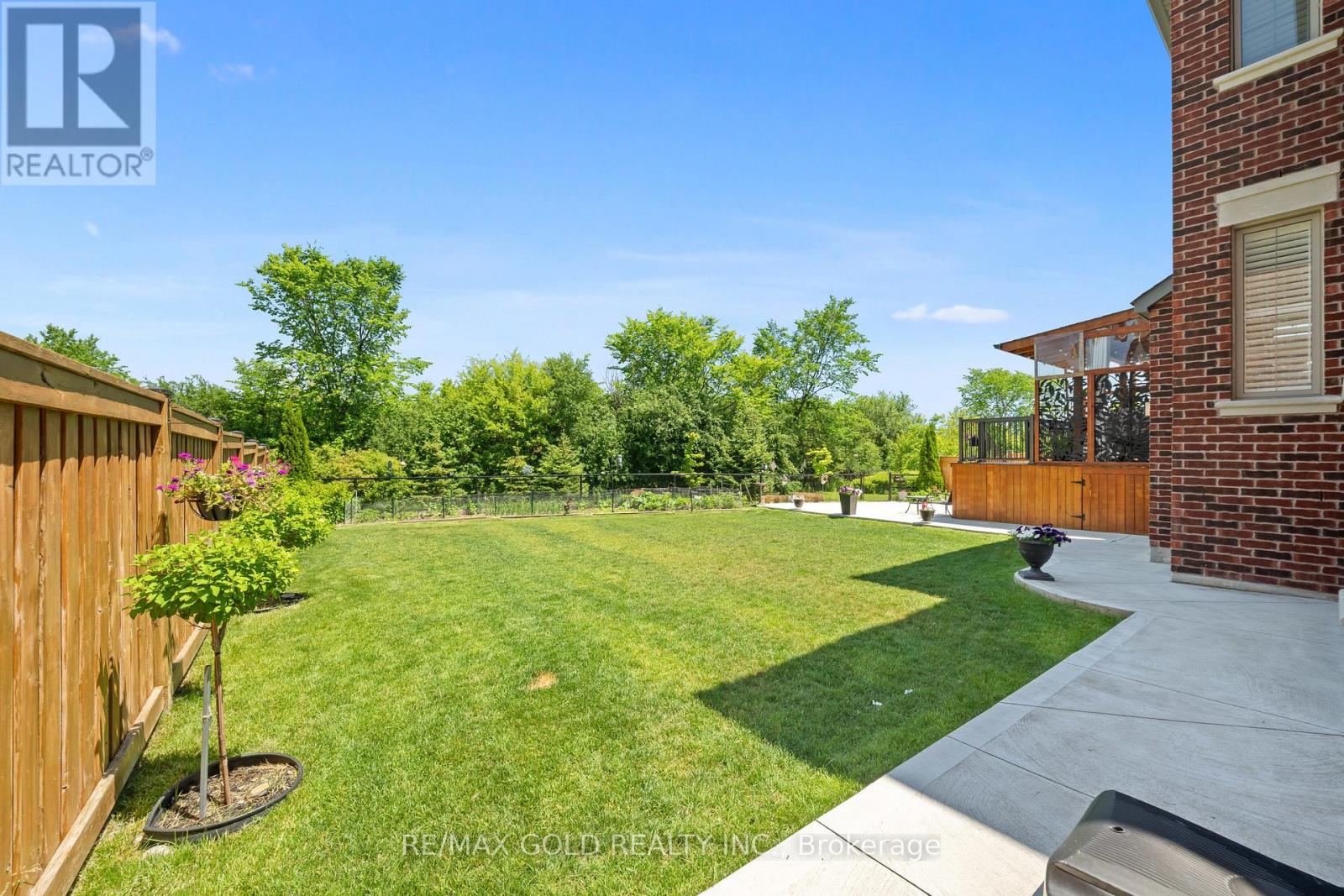26 SPAIN CRESCENT - Image 39