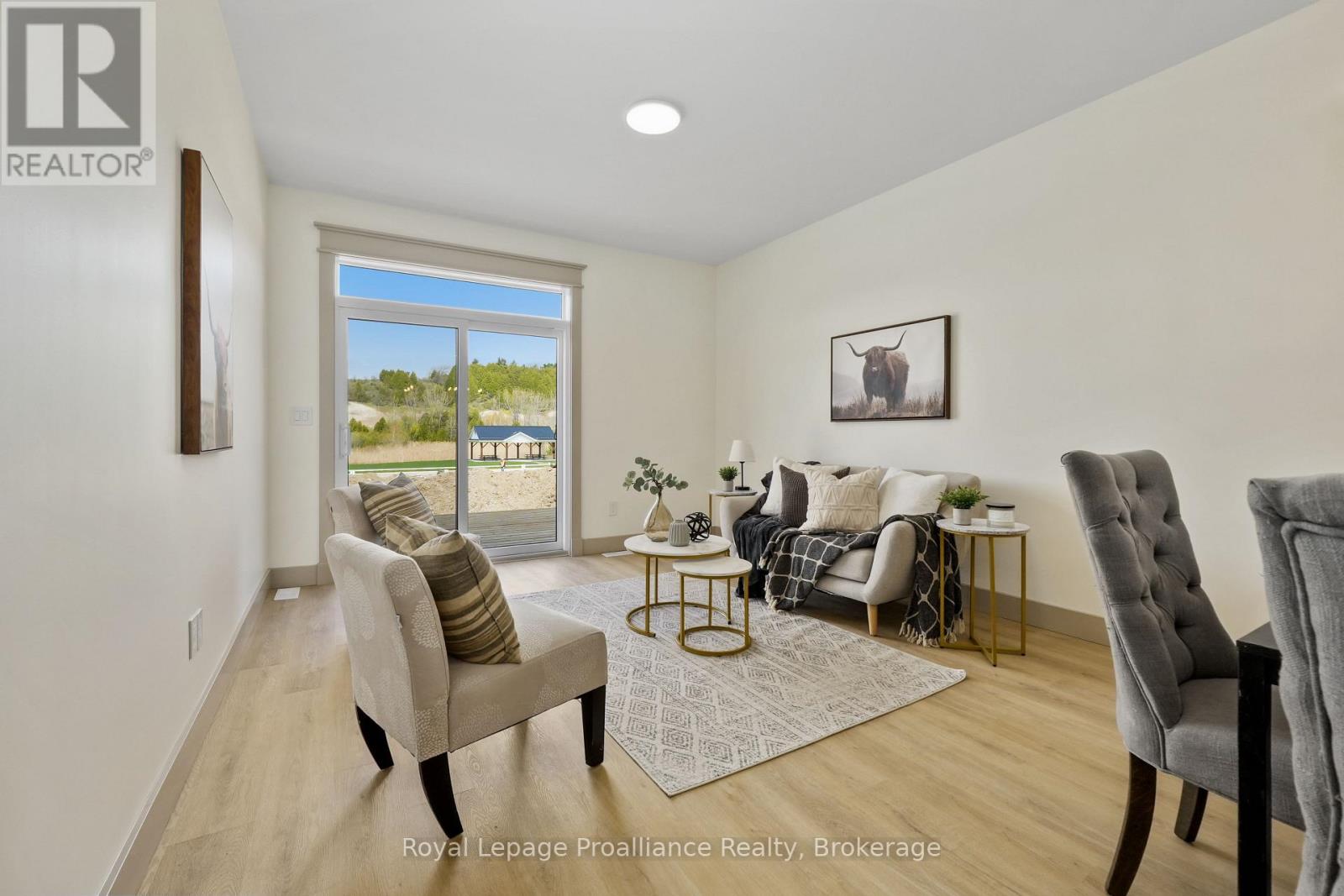 27 HOLLINGSWORTH STREET - 21