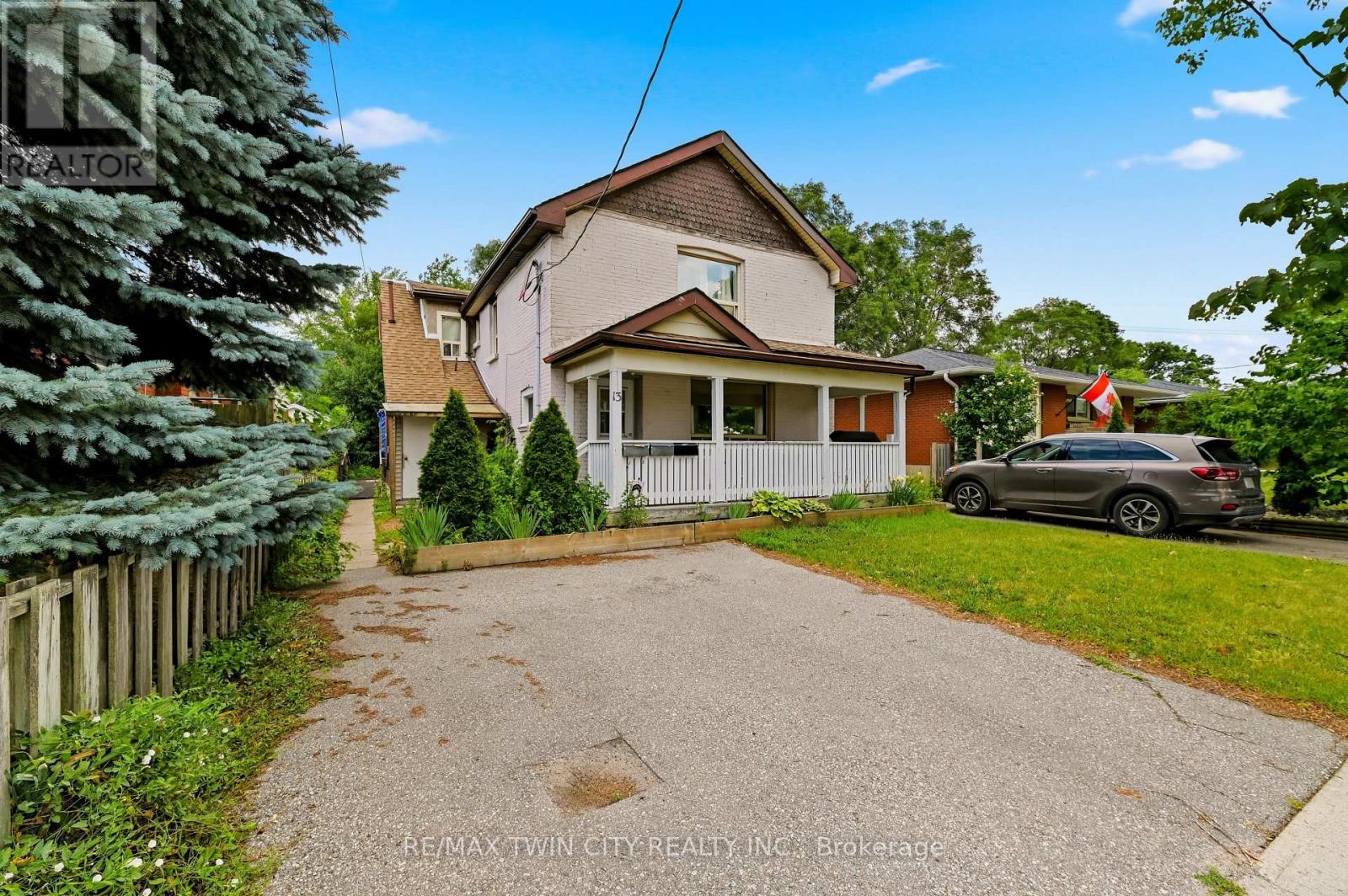 13 USHER STREET - Image 27