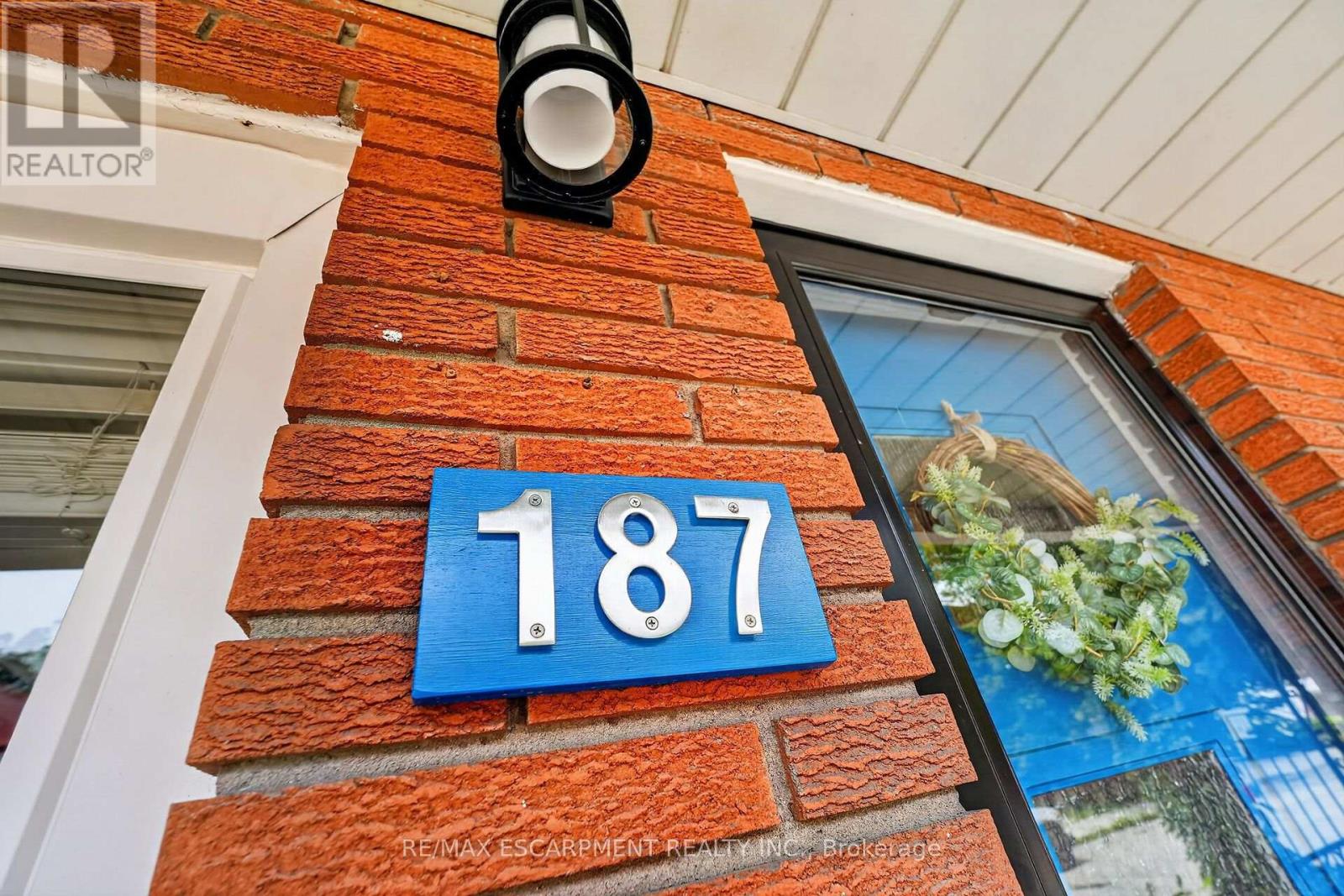 187 RAY STREET N - 5