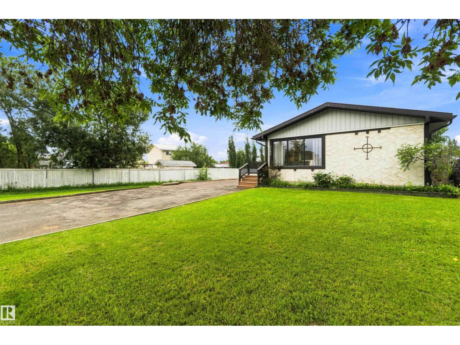 5103 57 AV, Willow Park_LEDU, Leduc photo 1