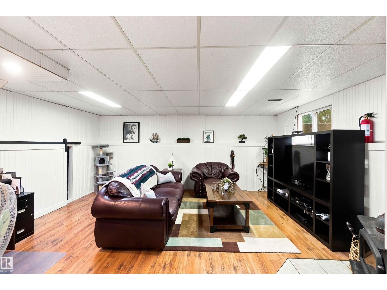 5103 57 AV - Image 9