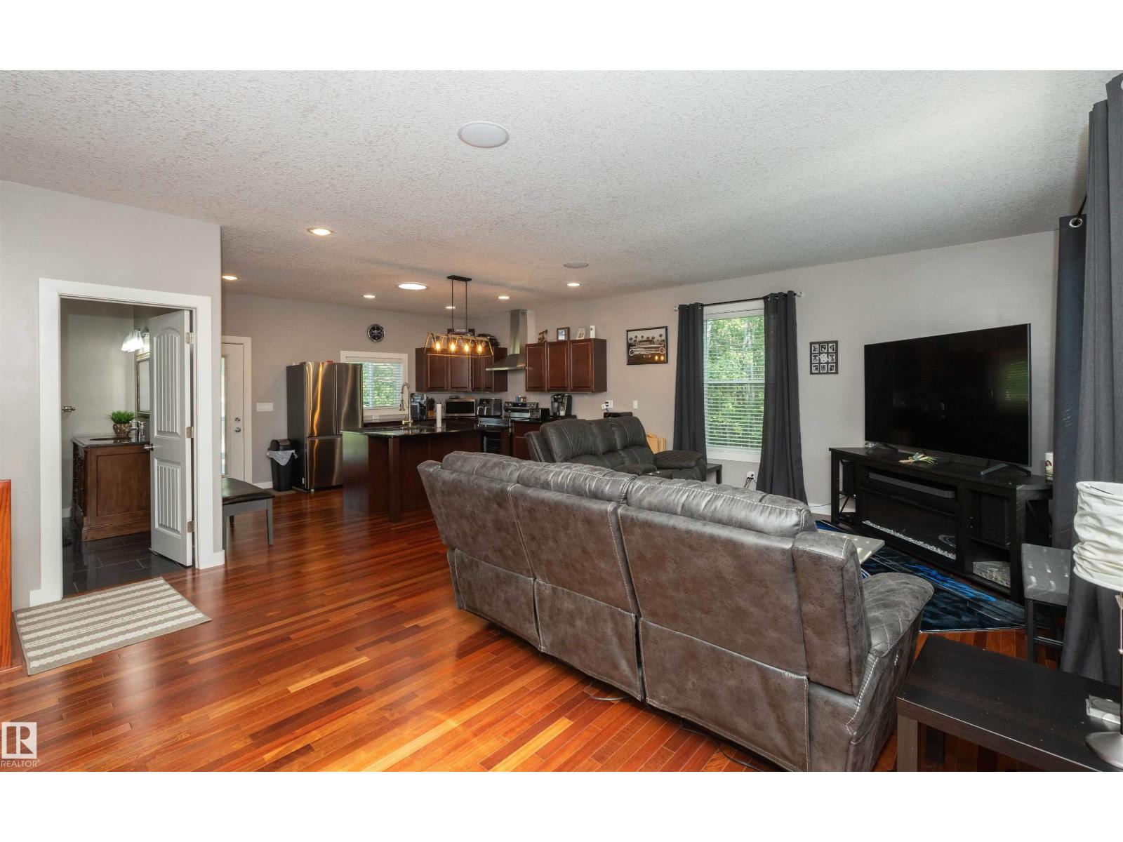 204 - 57312 RGE RD 25 - Image 39