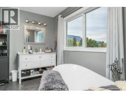 128 Grindrod Westside Road, Grindrod, BC V0E1Y0 Photo 56