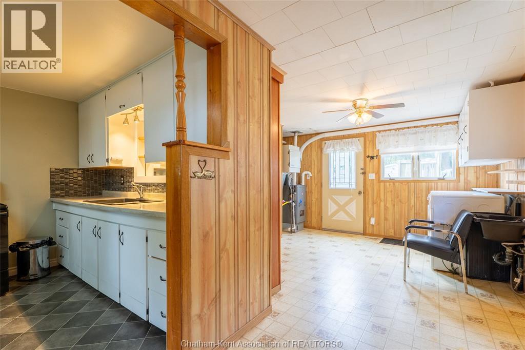 886 OLD GLASS ROAD - 21