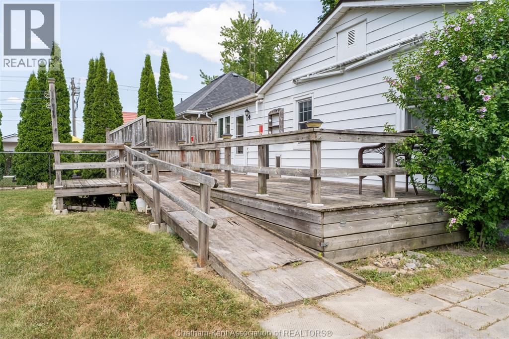886 OLD GLASS ROAD - 27