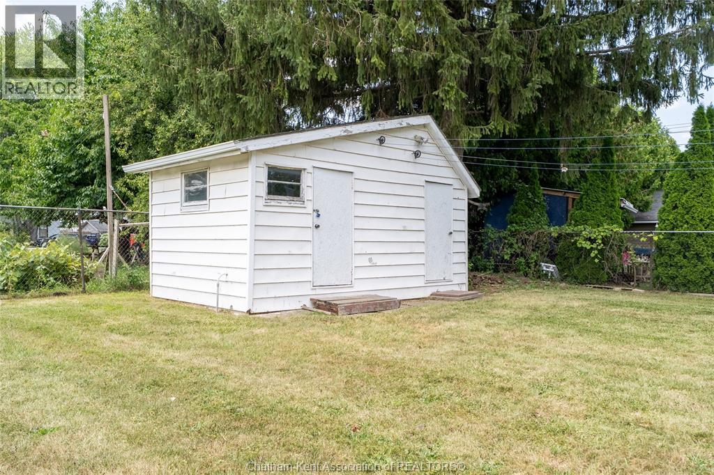 886 OLD GLASS ROAD - Image 30