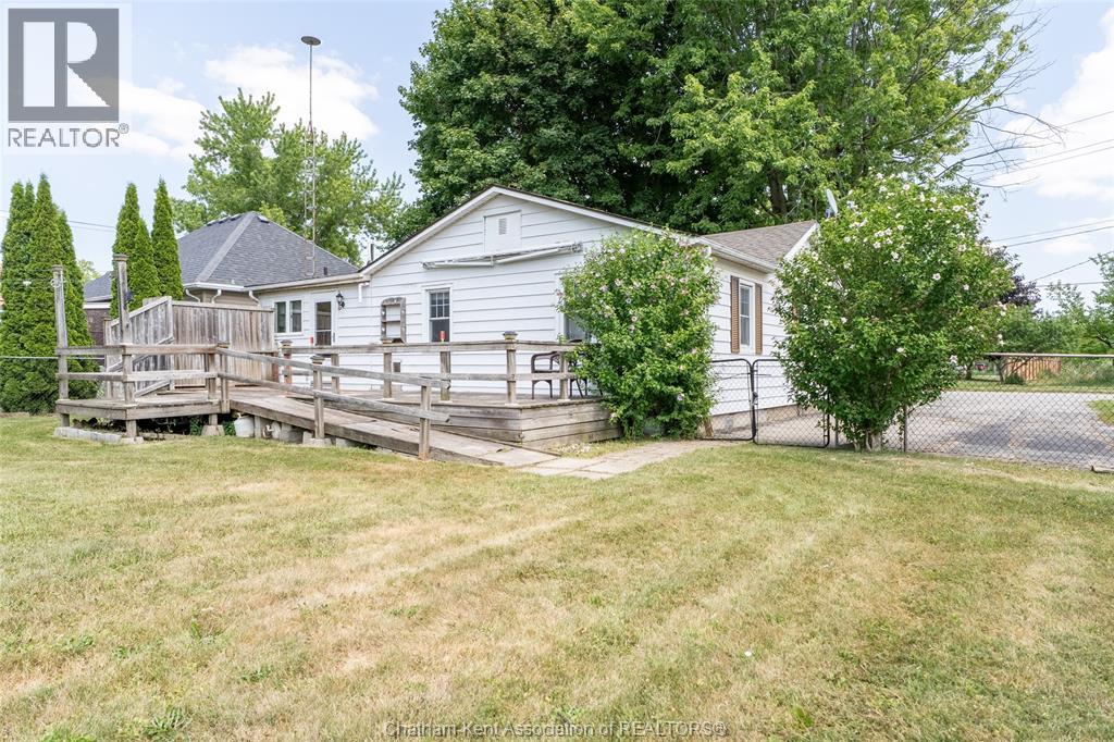 886 OLD GLASS ROAD - Image 32