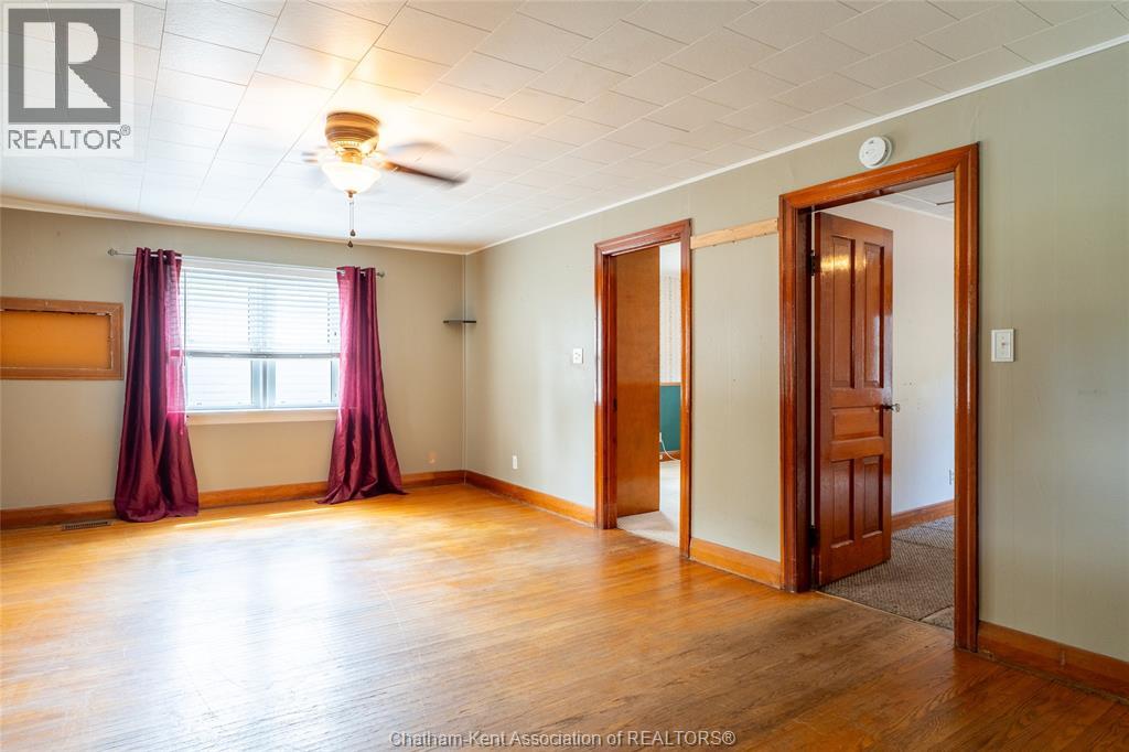 886 OLD GLASS ROAD - Image 7