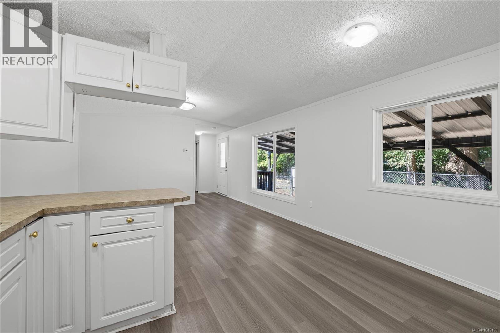 #80 971 Douglas Ave - Image 7