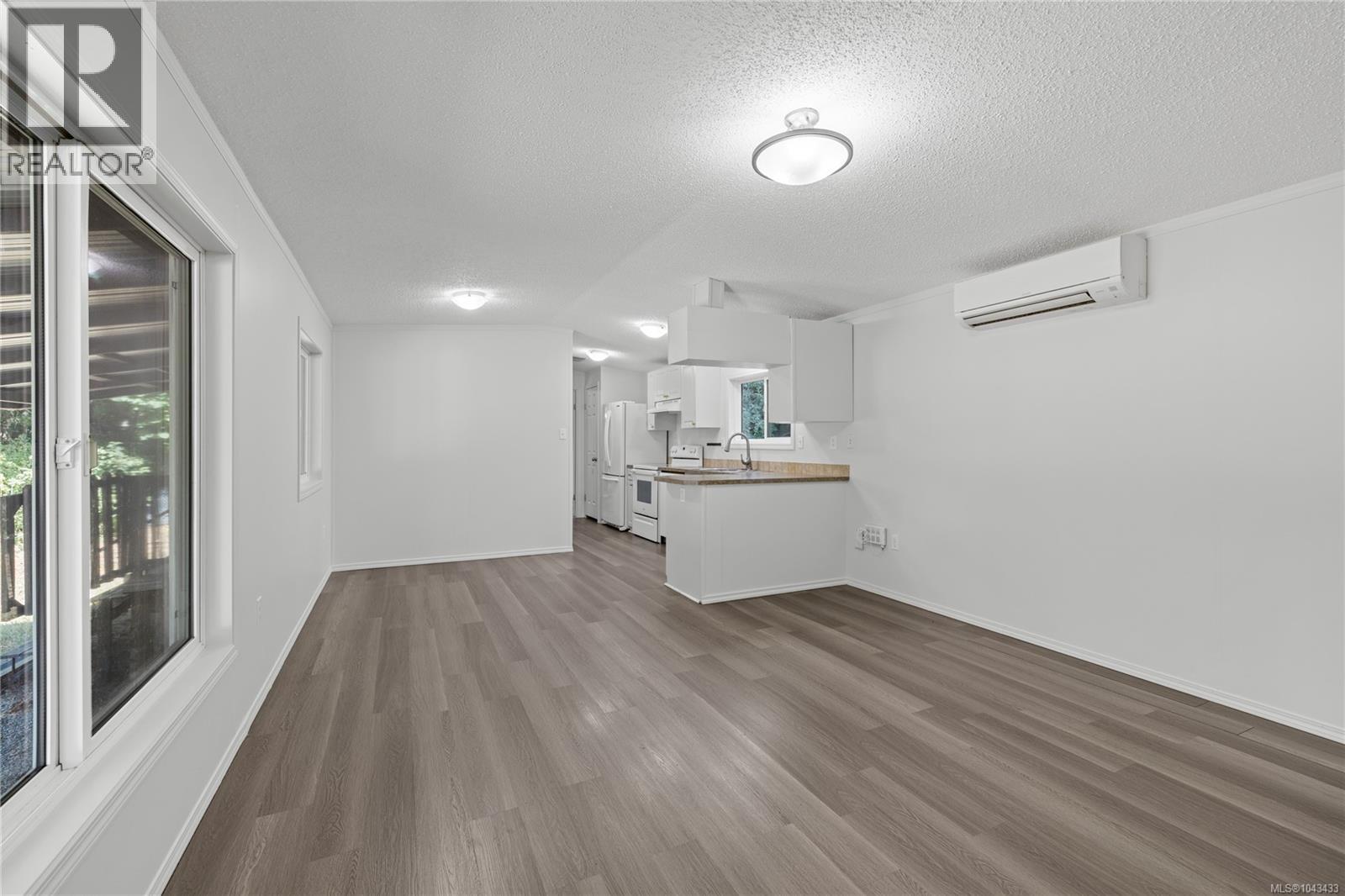 #80 971 Douglas Ave - Image 11