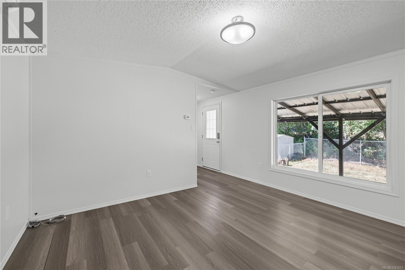 #80 971 Douglas Ave - Image 14