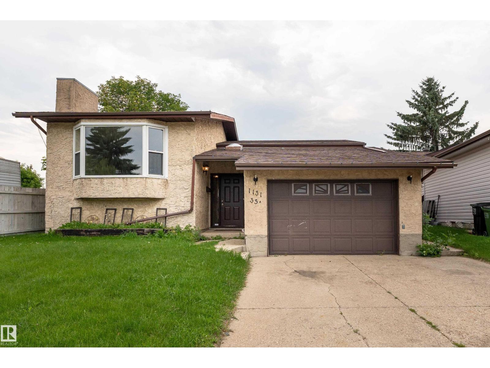 1131 35A ST NW, Crawford Plains, Edmonton photo 1
