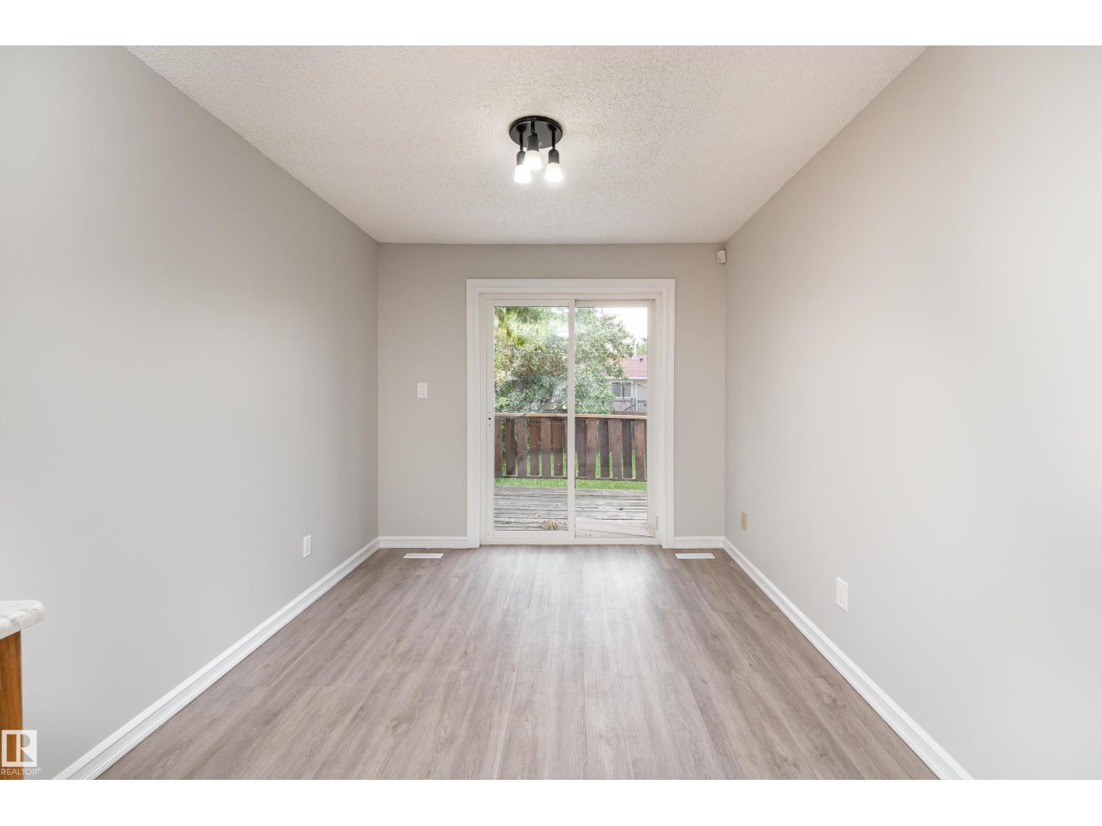 1131 35A ST NW - Image 11