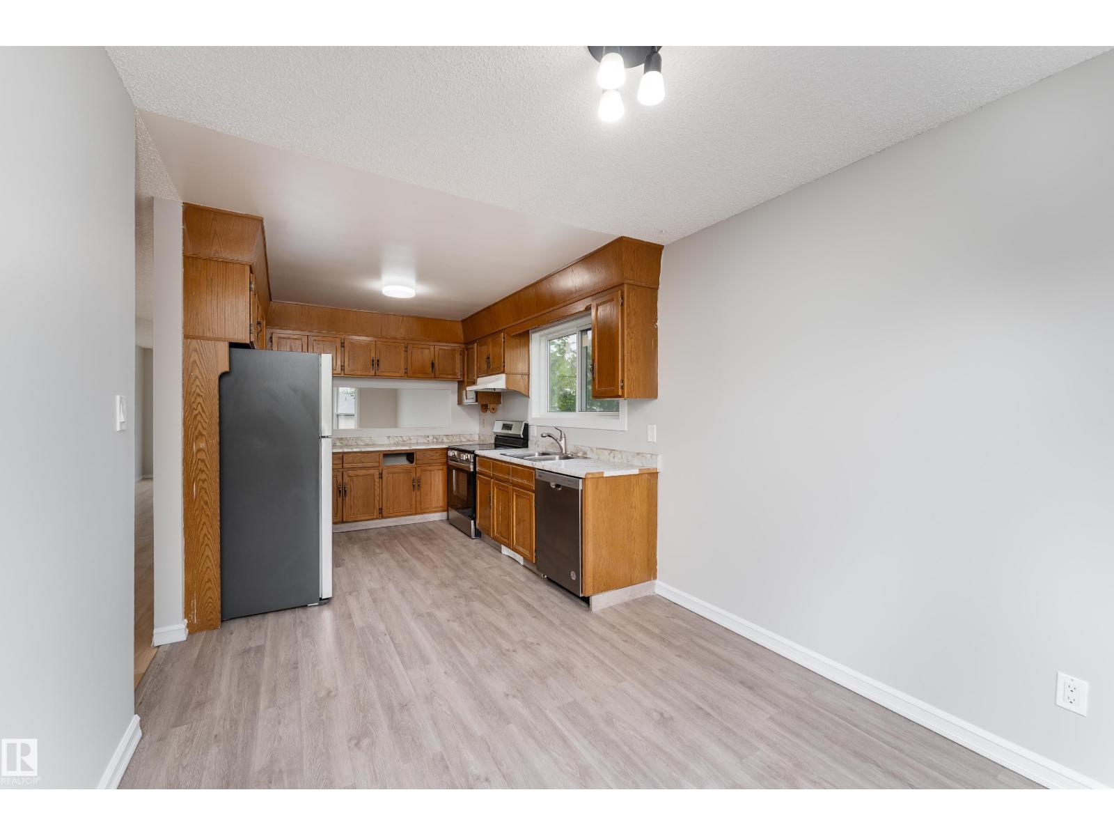 1131 35A ST NW - Image 12