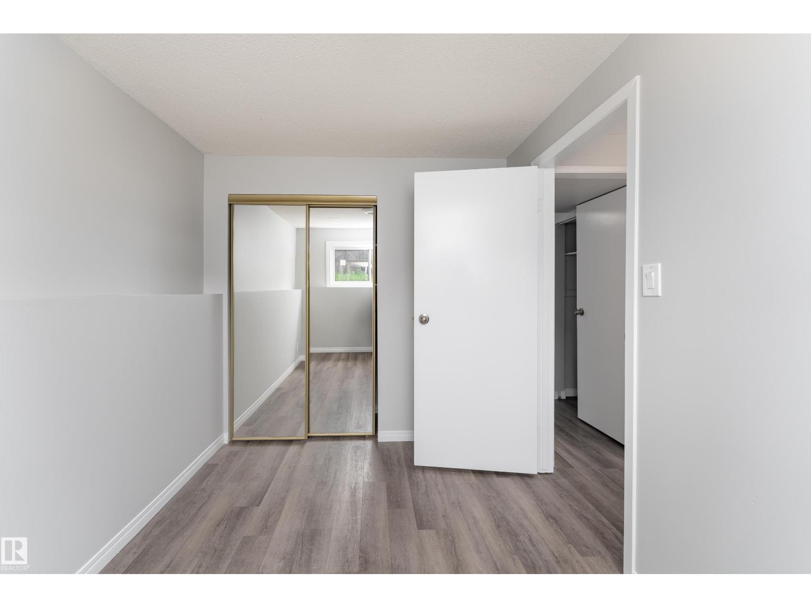 1131 35A ST NW - 32