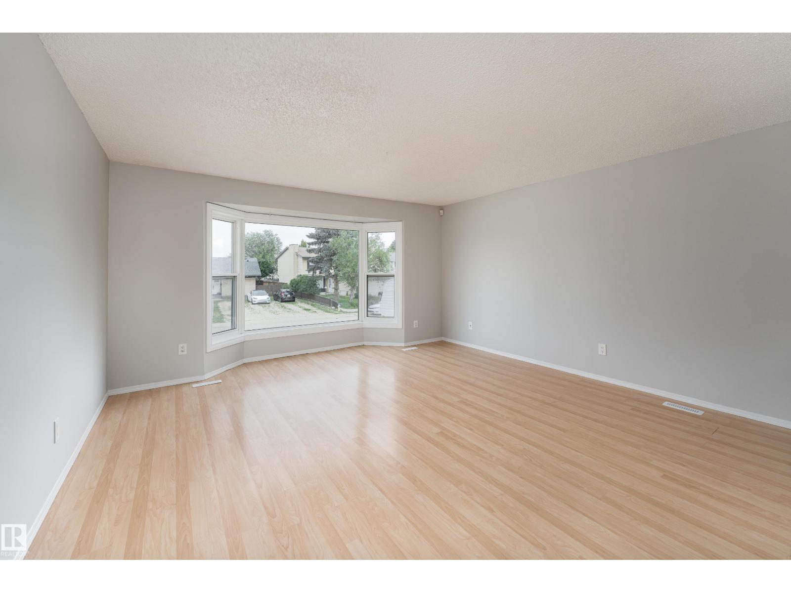 1131 35A ST NW - 6