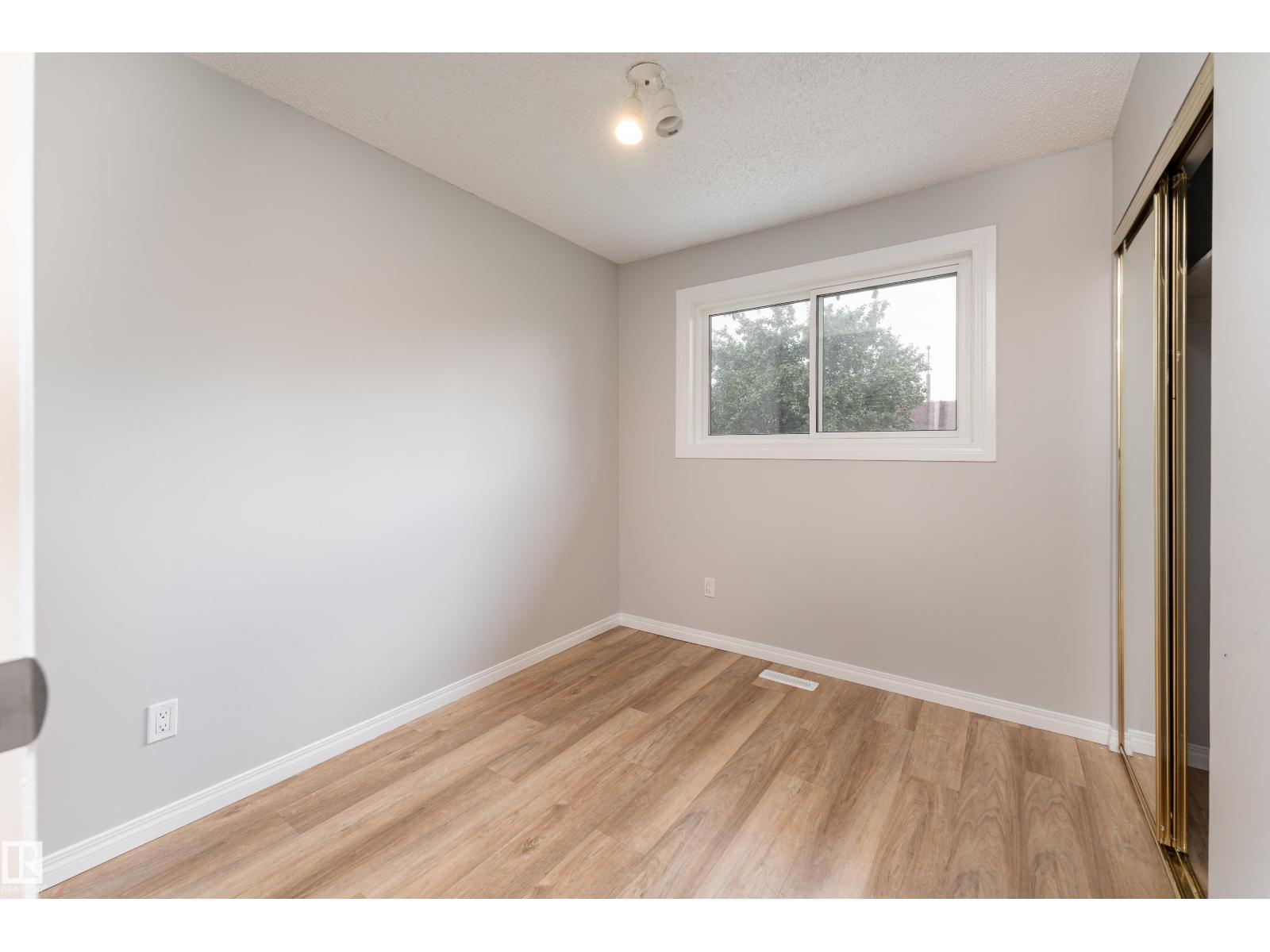 1131 35A ST NW - 15
