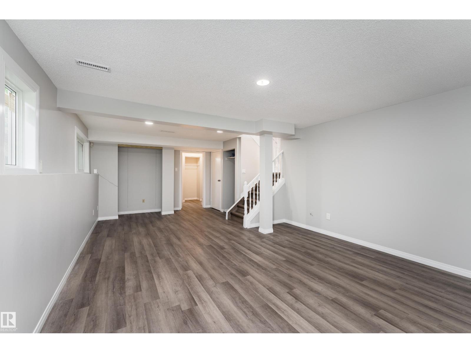 1131 35A ST NW - Image 28