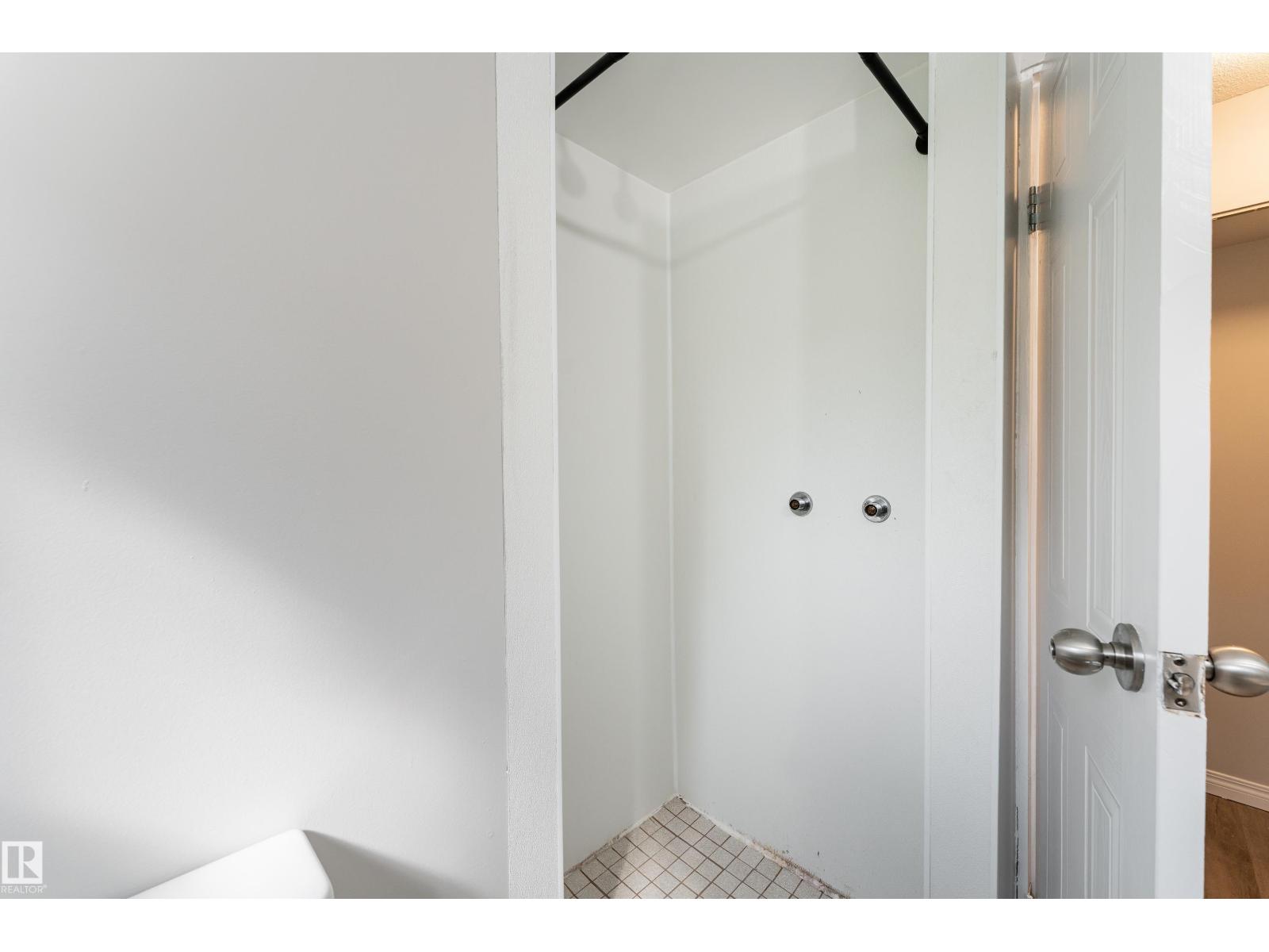 1131 35A ST NW - 37